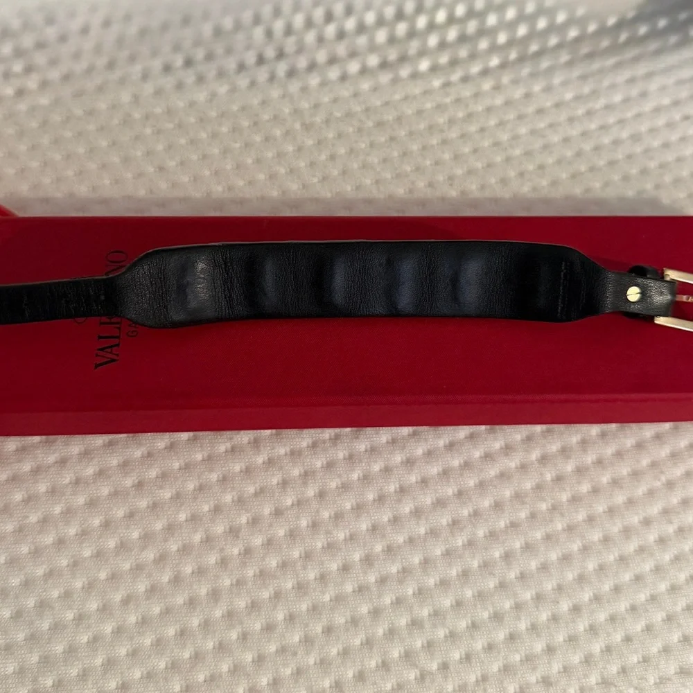 authentic Valentino leather Va Va Voom rocketed   Bracelet - Picture 5 of 9